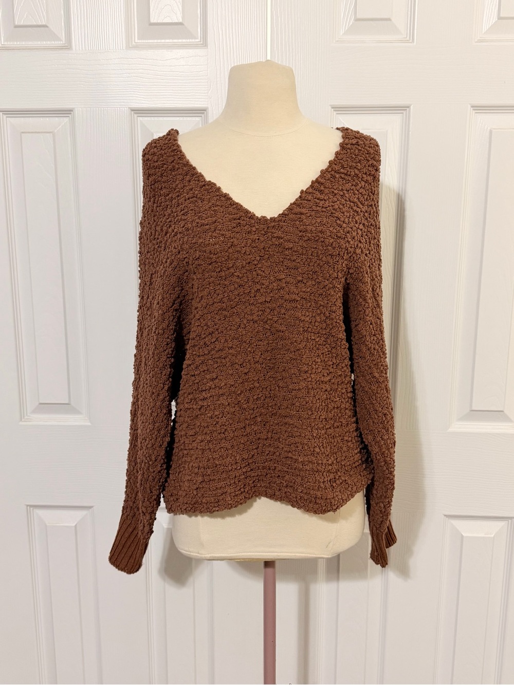 Altar'd State Oversized Chestnut Popcorn V-Neck Sweater